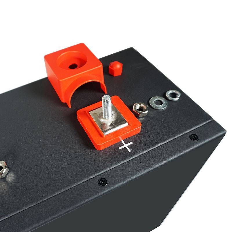 Imagen de BATERÍA PERFEKTIUM Litio PERFECTIUM 12V 200Ah Bajo Asiento 12,8V 180Ah